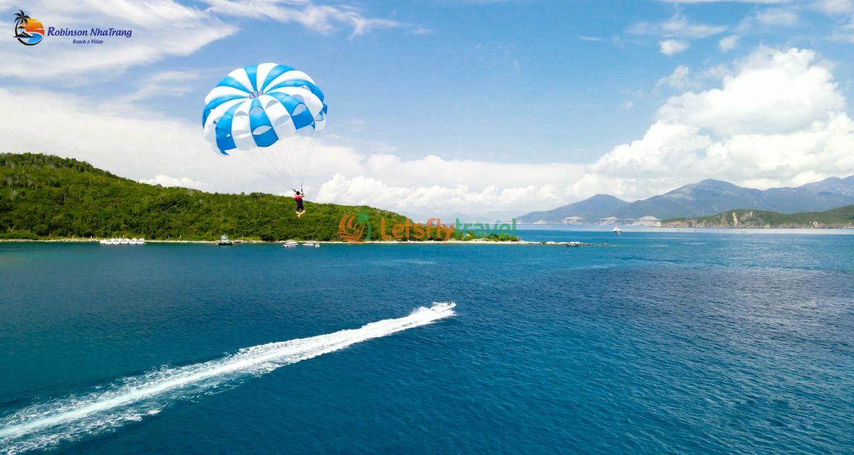 Trò Chơi Trên Biển Nha Trang